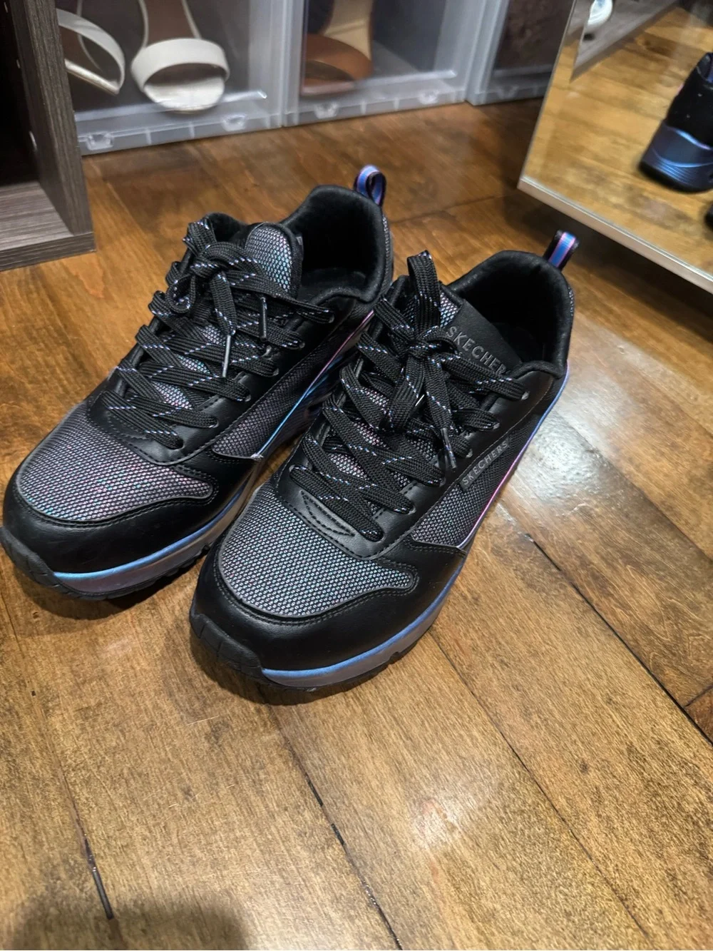Women sketches Black Iridescent Athletic Sneakers. Size 7.5